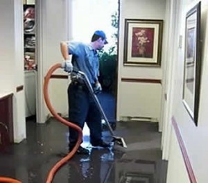 Sanfrancisco-water-extraction-flooded-floor